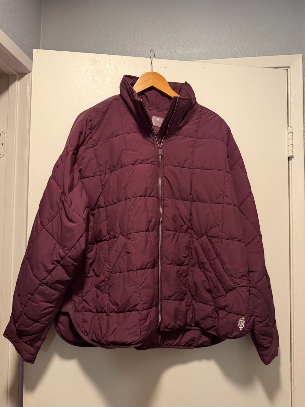 NWOT:Free People Movement Pippa XL (Black Cherry)